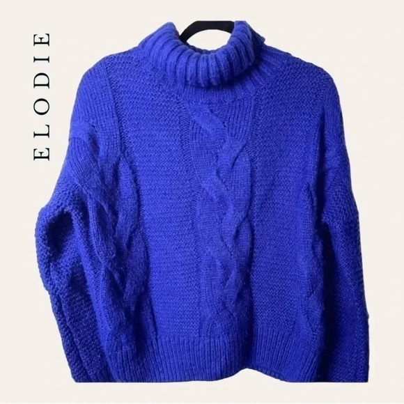 Women’s ELODIE SIZE SMALL KNITTED SWEATER ROYAL BLUE IN COLOR‎ TURTLE NECKLINE - Picture 1 of 6